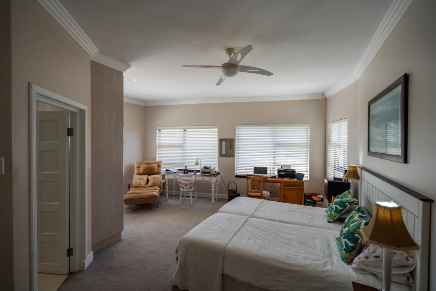 4 Bedroom Property for Sale in West Bank Eastern Cape